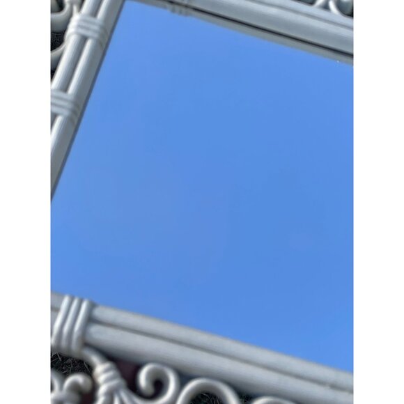 Vintage 1970s Syroco Homco White Faux Wicker Rattan Wall Mirror 14.5x12.5 - Picture 6 of 15